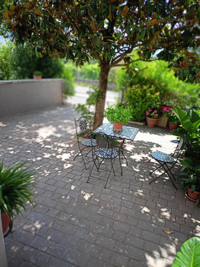 Marco - Camere Con Bagno Privato Vicino Al Centro Foligno Exterior photo