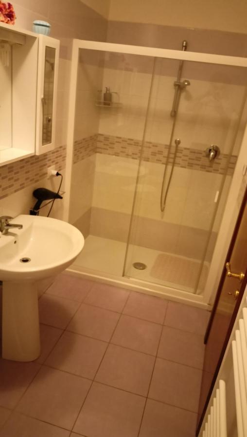Marco - Camere Con Bagno Privato Vicino Al Centro Foligno Exterior photo